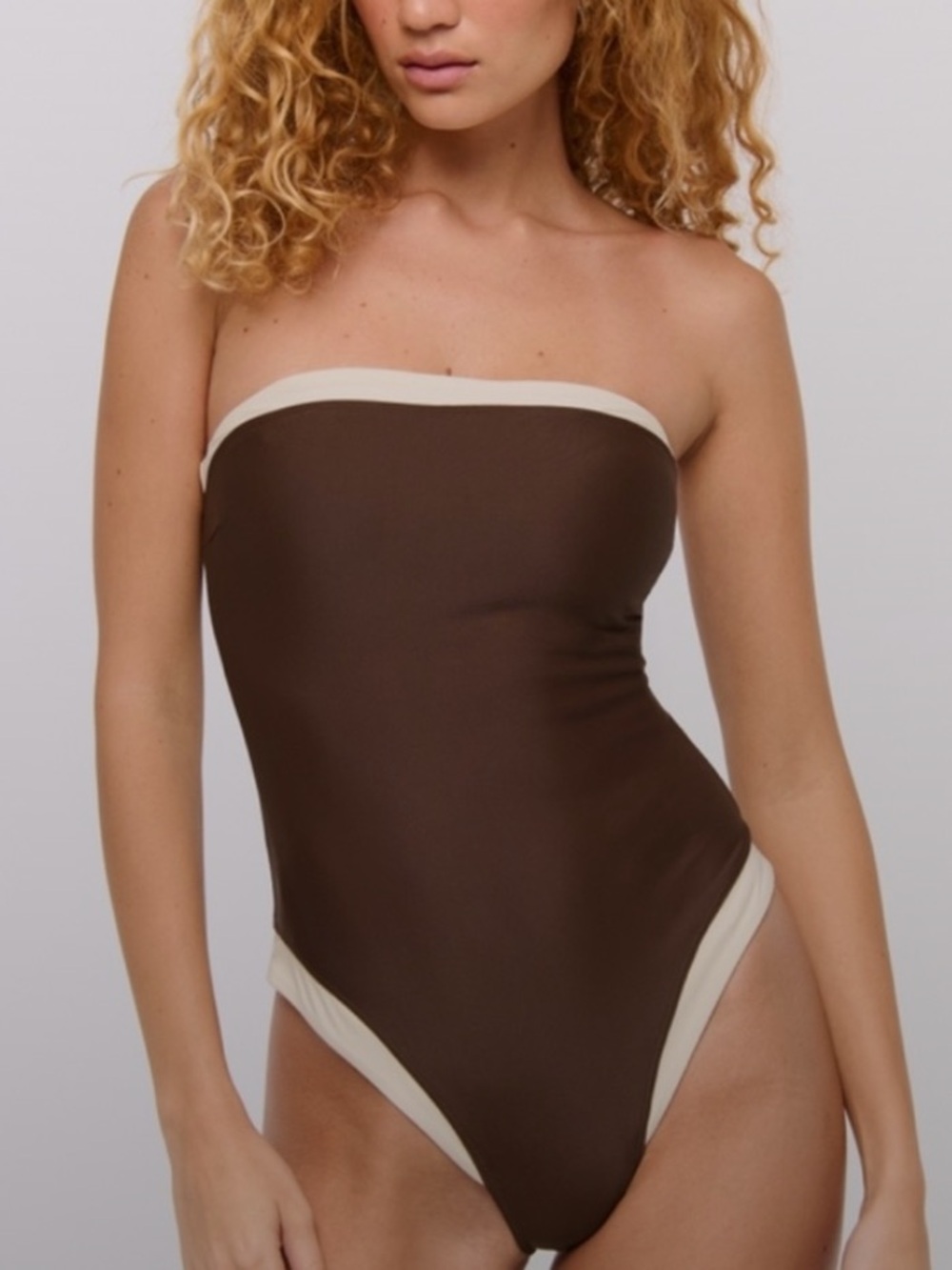House of Harlow Brown One-Piece with Cream Trim Removable straps (S)